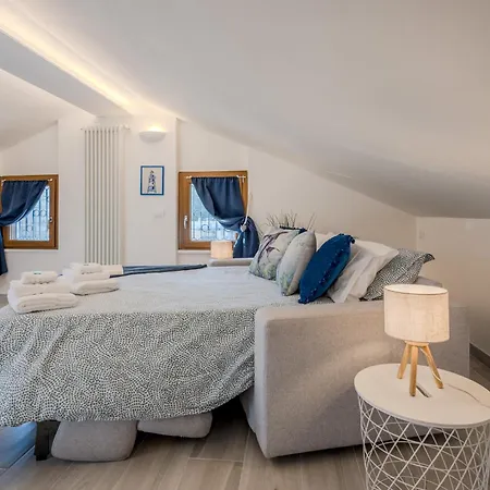 Apartment Mansarda Al Mare Rapallo