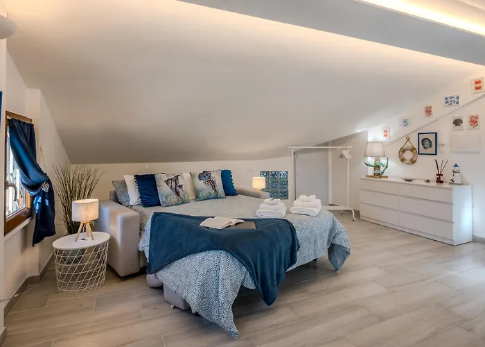 Mansarda Al Mare Apartmán *