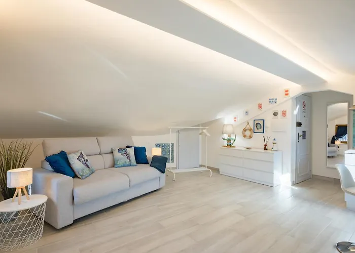 Apartament Mansarda Al Mare *